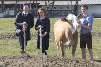 Neubau des Rinderlaufstalls an der LFS Phyra beschlossen Neubau des Rinderlaufstalls an der LFS Phyra beschlossen