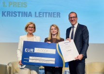 Der erste Platz ging an Kristina Leitner (m.), im Bild mit Landeshauptfrau Johanna Mikl-Leitner und Obmann Daniel Lohninger.