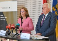Professioneller Umgang mit steigenden Corona-Zahlen in NÖ Schulen Professioneller Umgang mit steigenden Corona-Zahlen in NÖ Schulen