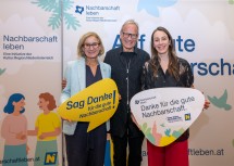 v.l.n.r.: Landeshauptfrau Johanna Mikl-Leitner mit den beiden Keynote-Speaker Therapeut und Theologe Dr. Arnold Mettnitzer und Kulturanthropologin Bettina Ludwig.