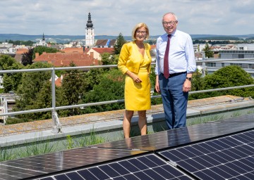 Sonnenkraftwerk NÖ wächst weiter - Ausbau auf Landesgebäuden vor Abschluss
