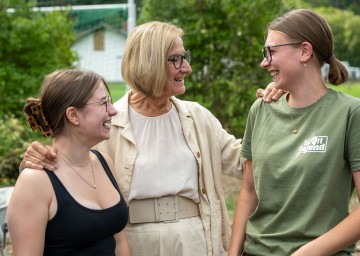 Landeshauptfrau Johanna Mikl-Leitner beim Besuch der Landjugend.