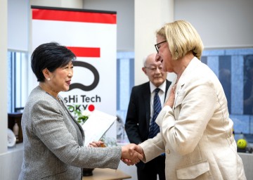Landeshauptfrau Johanna Mikl-Leitner traf am Donnerstag mit der Gouverneurin von Tokio, Yuriko Koike, zu einem Arbeitsgespräch zusammen.
