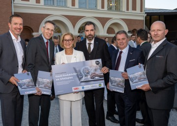 LH Mikl-Leitner zur Studie „GenAI Produktivität am Arbeitsplatz“