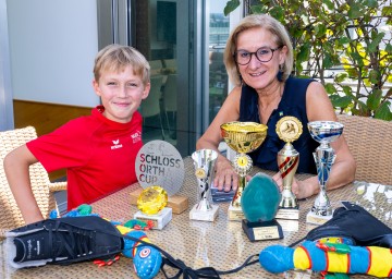 LH Mikl-Leitner begrüßt Eiskunstlauf-Talent Georg-Philipp Dachauer im NÖ Landhaus
