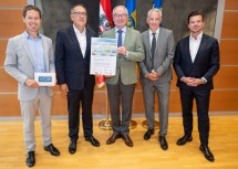 VCÖ-Sprecher Christian Gratzer, Jürgen Bauer von der Gewinner-Firma Gebrüder Weiss, LH-Stellvertreter Stephan Pernkopf, Friedrich Janka von der ÖBB-Infrastruktur AG und VOR-Geschäftsführer Alexander Schierhuber.