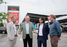 LH-Stellvertreter Stephan Pernkopf mit (v.l.) Zsolt Juhasz und Jakub Albert von der Westfield SCS sowie Gerald Gruber (10hoch4).