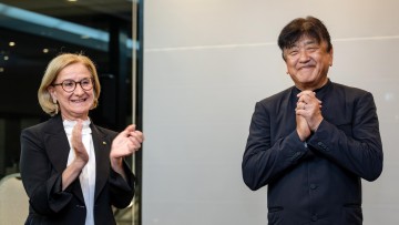 Verleihung in Tokio: Hohes Ehrenzeichen des Landes Niederösterreich für Yutaka Sado Verleihung in Tokio: Hohes Ehrenzeichen des Landes Niederösterreich für Yutaka Sado