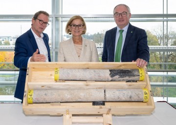 Tiefen-Geothermie als „Generationenprojekt“ für Wärmeversorgung in Niederösterreich Tiefen-Geothermie als „Generationenprojekt“ für Wärmeversorgung in Niederösterreich