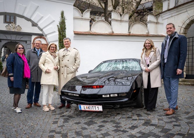 Schallaburg-Ausstellung „80er – Grenzen waren gestern.“ eröffnet