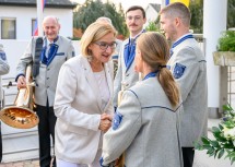 Landeshauptfrau Johanna Mikl-Leitner gratulierte dem Musikverein Strasshof an der Nordbahn zur gelungenen Premiere des „Strasshofer Stadterhebungsmarsches.