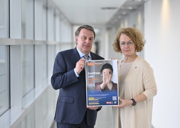 Wirtschaftskammer-Präsident Wolfgang Ecker und Frauen-Landesrätin Christiane Teschl-Hofmeister