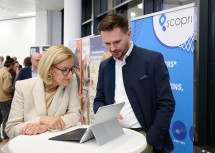 Landeshauptfrau Johanna Mikl-Leitner mit Mateo Primorac, CEO von Scopri.ai