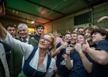 Landeshauptfrau Johanna Mikl-Leitner am „Tag der Landjugend“ in Wieselburg.