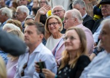 Landeshauptfrau Johanna Mikl-Leitner bei „Klassik unter Sternen“.