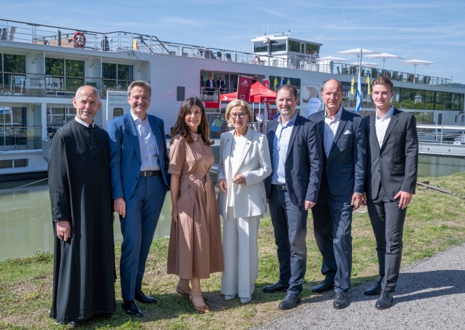 LH Mikl-Leitner: „Die Donau bringt die Welt zu uns nach Niederösterreich“