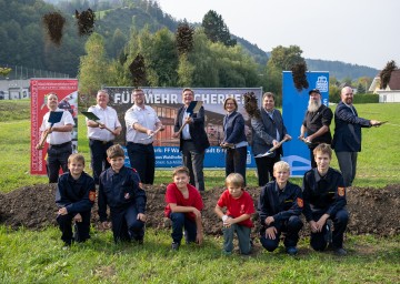Spatenstich für gemeinsames Feuerwehrhaus Waidhofen/Zell