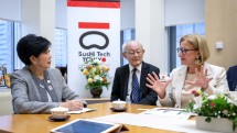 Landeshauptfrau Johanna Mikl-Leitner traf am Donnerstag mit der Gouverneurin von Tokio, Yuriko Koike, zu einem Arbeitsgespräch zusammen.