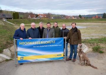 "1,75 Millionen Euro wurden in die Sicherheit am Puchbach investiert", so LH-Stellvertreter Stephan Pernkopf zum erfolgreichen Abschlusses des Hochwasserschutzes in Hollabrunn.