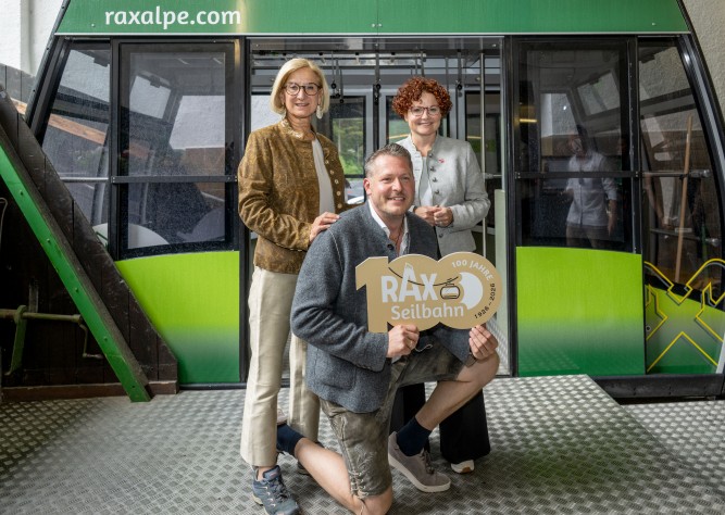 Gipfelerfolg zum 100. Geburtstag - Rax-Seilbahn holt Platz 3 bei „9 Plätze – 9 Schätze“